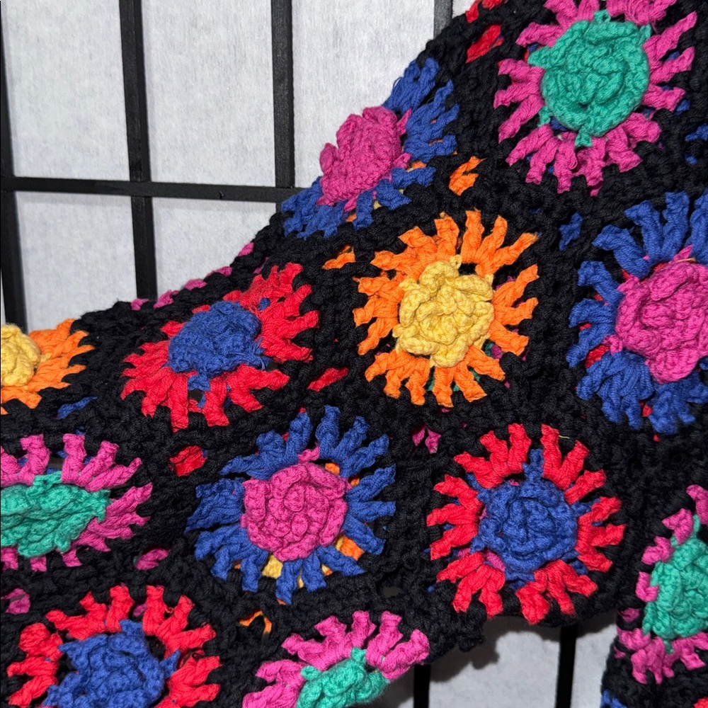 FARM Rio Crochet Flowers Mini Dress Size S – NWT - Picture 8 of 15